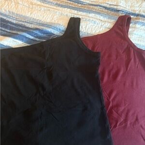 Women's Black and Red One Shoulder Tank Tops
